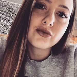 Meet your Posher, Shelby